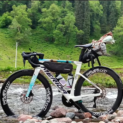 挑战独库公路单车骑行